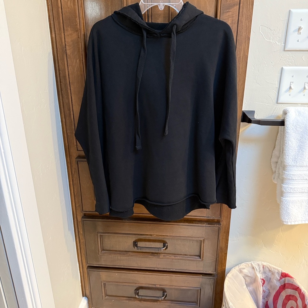 Frank and Eileen Kane Capelet Hoodie size Small. New without tags. - Picture 2 of 4